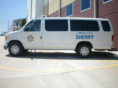 side view of Sheriff van